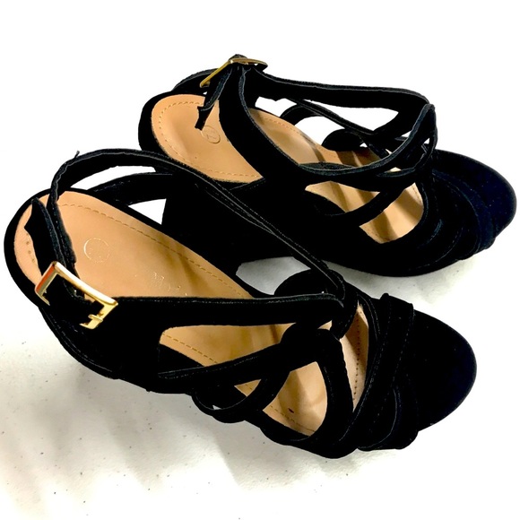 EUC TOP Moda Black Wedge Heels - Picture 6 of 8